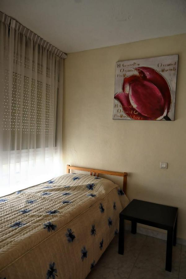 Gran Carihuela Apartment ตอร์เรโมลิโนส ภายนอก รูปภาพ