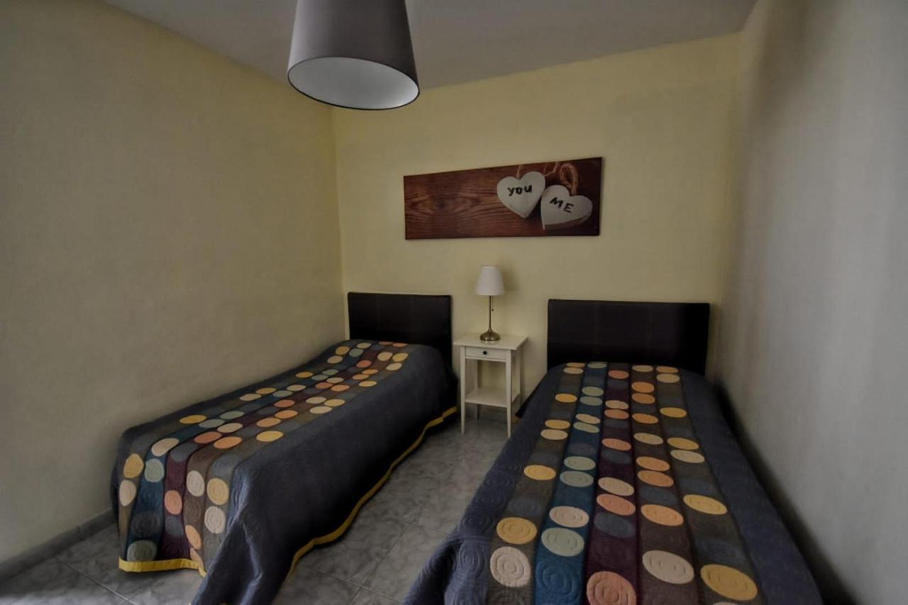 Gran Carihuela Apartment ตอร์เรโมลิโนส ภายนอก รูปภาพ