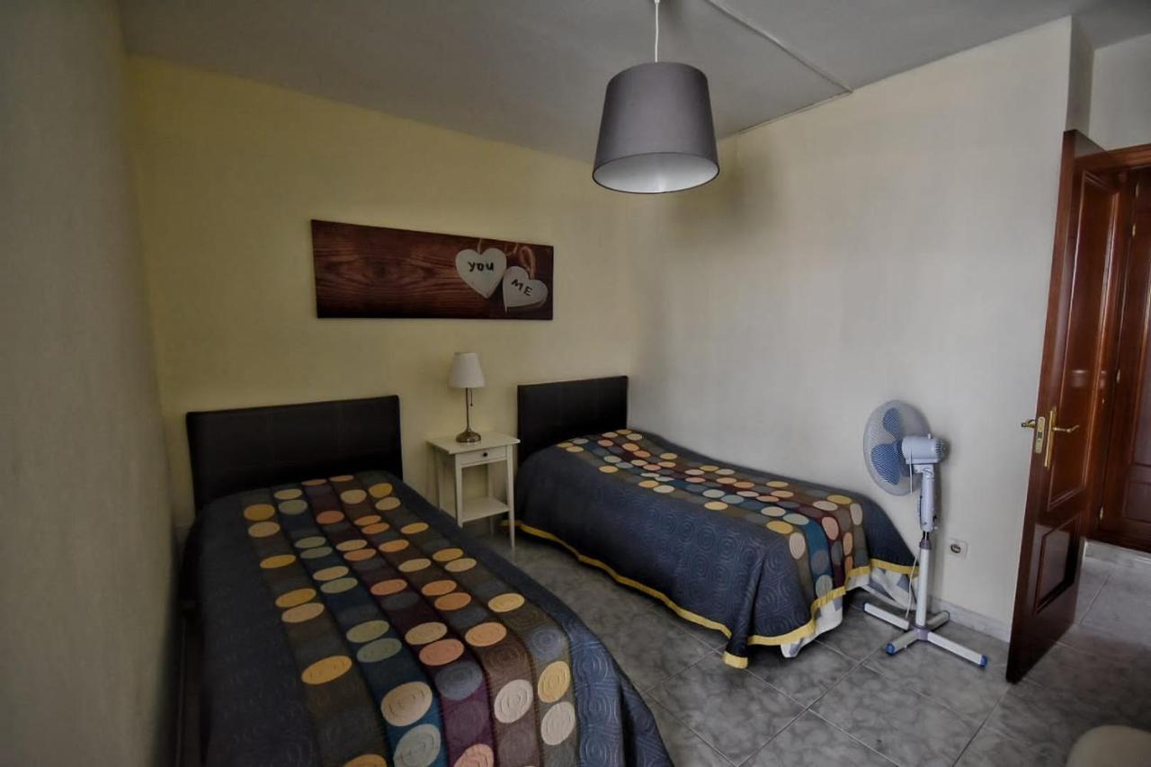 Gran Carihuela Apartment ตอร์เรโมลิโนส ภายนอก รูปภาพ